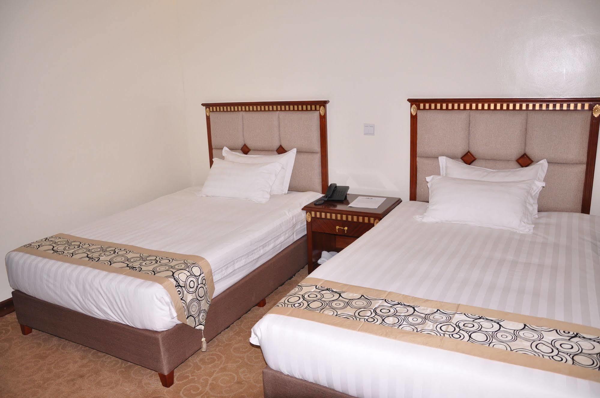 Great Seasons Hotel Kigali Dış mekan fotoğraf