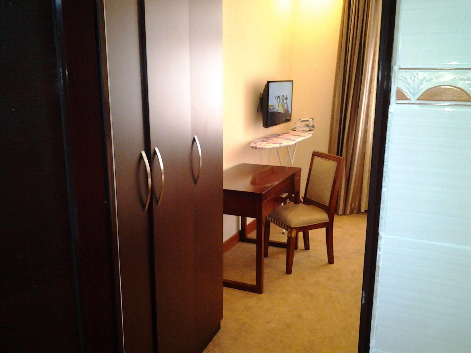 Great Seasons Hotel Kigali Dış mekan fotoğraf